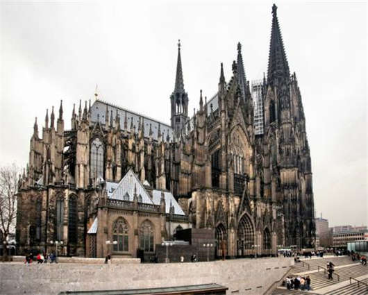 <a style='color:#268bd1;cursor:pointer;' href='/kelong.html'>德國科隆</a>八月份的科隆愛情是什么那? 德國科隆八月份的科隆愛情是什么那?