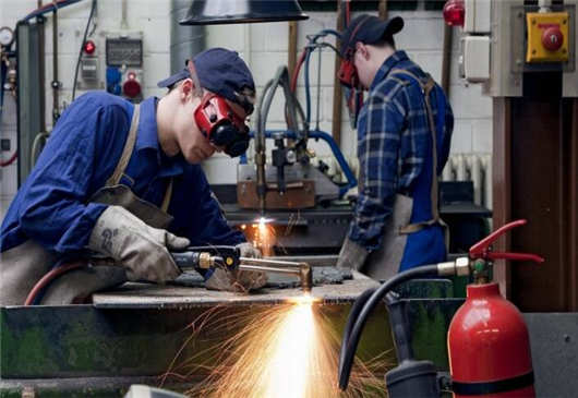 即使國家有了環境綠色問題，德國鋼鐵業依舊如初