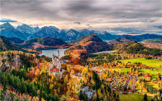 德國(guó)移民大火,來(lái)看看這些德國(guó)優(yōu)勢(shì)吧! 德國(guó)移民大火,來(lái)看看這些德國(guó)優(yōu)勢(shì)吧!