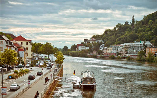 申請德國永居,<a style='color:#268bd1;cursor:pointer;' href='/ymdg.html'>德國入籍</a>條件介紹 申請德國永居,德國入籍條件介紹