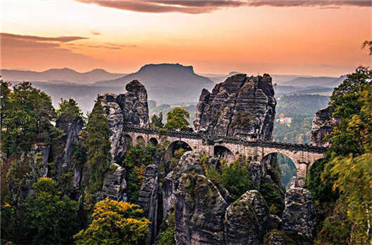 申請移民德國,<a style='color:#268bd1;cursor:pointer;' href='/'>德國移民</a>福利待遇好不好? 申請移民德國,德國移民福利待遇好不好?